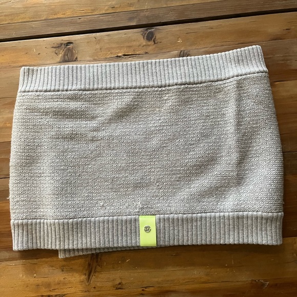 Lululemon Merino Wool Scarf - Picture 2 of 5